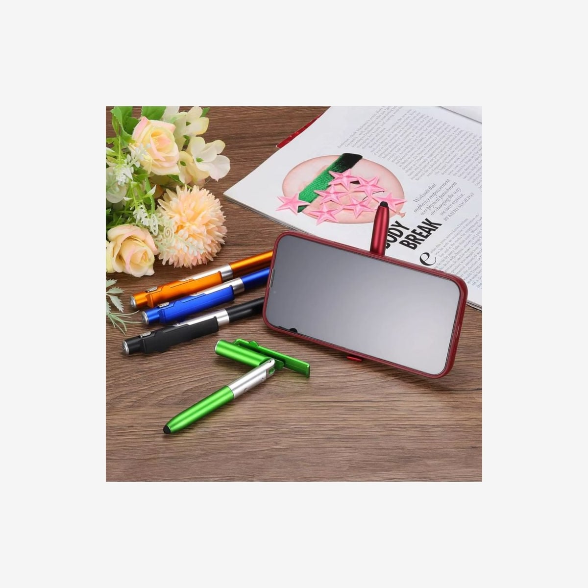 Stylo multifonction 4 en 1 avec lumière LED et support pour téléphone